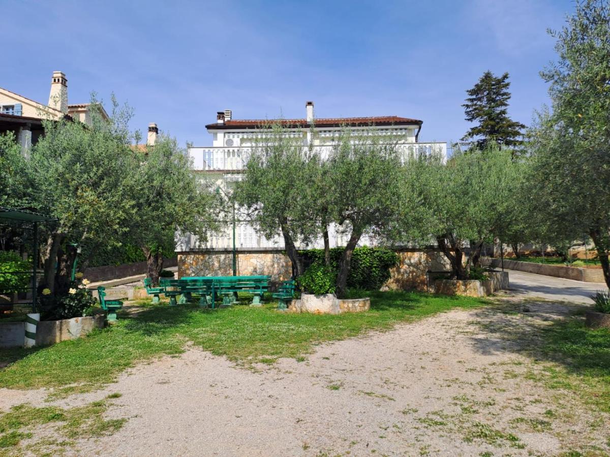 Apartments Berny Sveti Vid-Miholjice 外观 照片